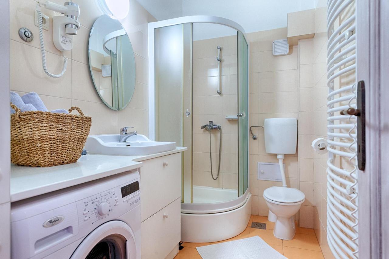 Lilly Apartment Vis